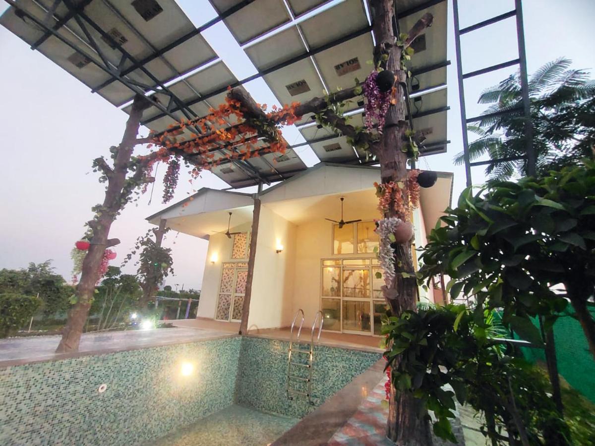 Shaw Estate-Farm House For A Small Parties-Jp Farm Greater Noida Dış mekan fotoğraf